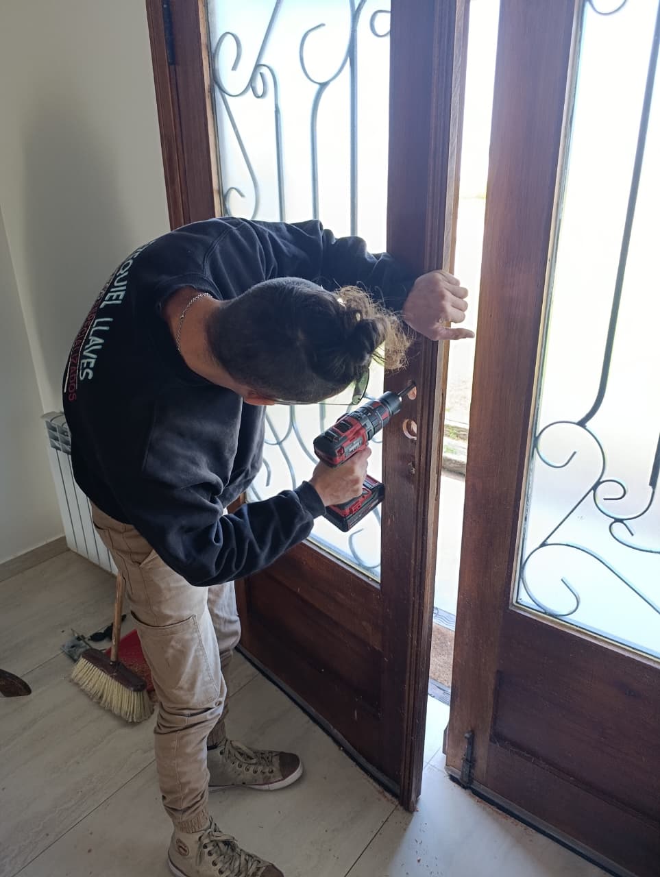 Instalación profesional de cerradura 3